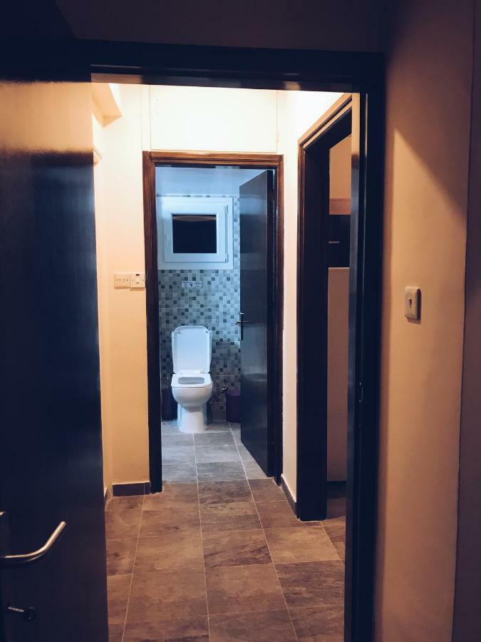 Studio In Heart Of 레메소스 외부 사진